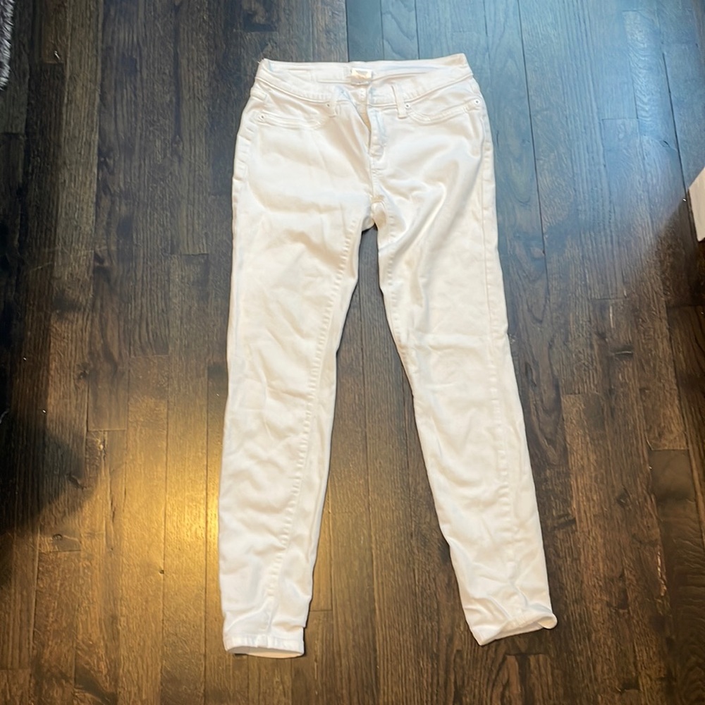 Lila Ryan size 27 white jeans!